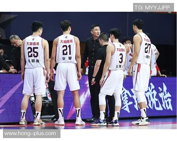 任骏飞领衔新赛季篮球盛宴展现卓越球技与团队精神 任骏飞领衔新赛季篮球盛宴展现卓越球技与团队精神